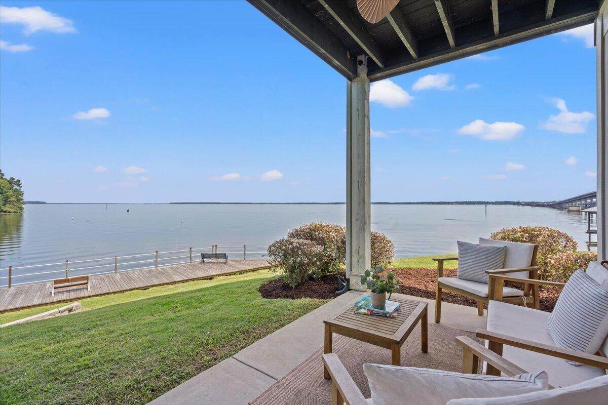 507 Ballard Lane - Photo 1