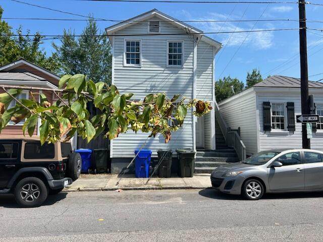 21 Line Street - Photo 1