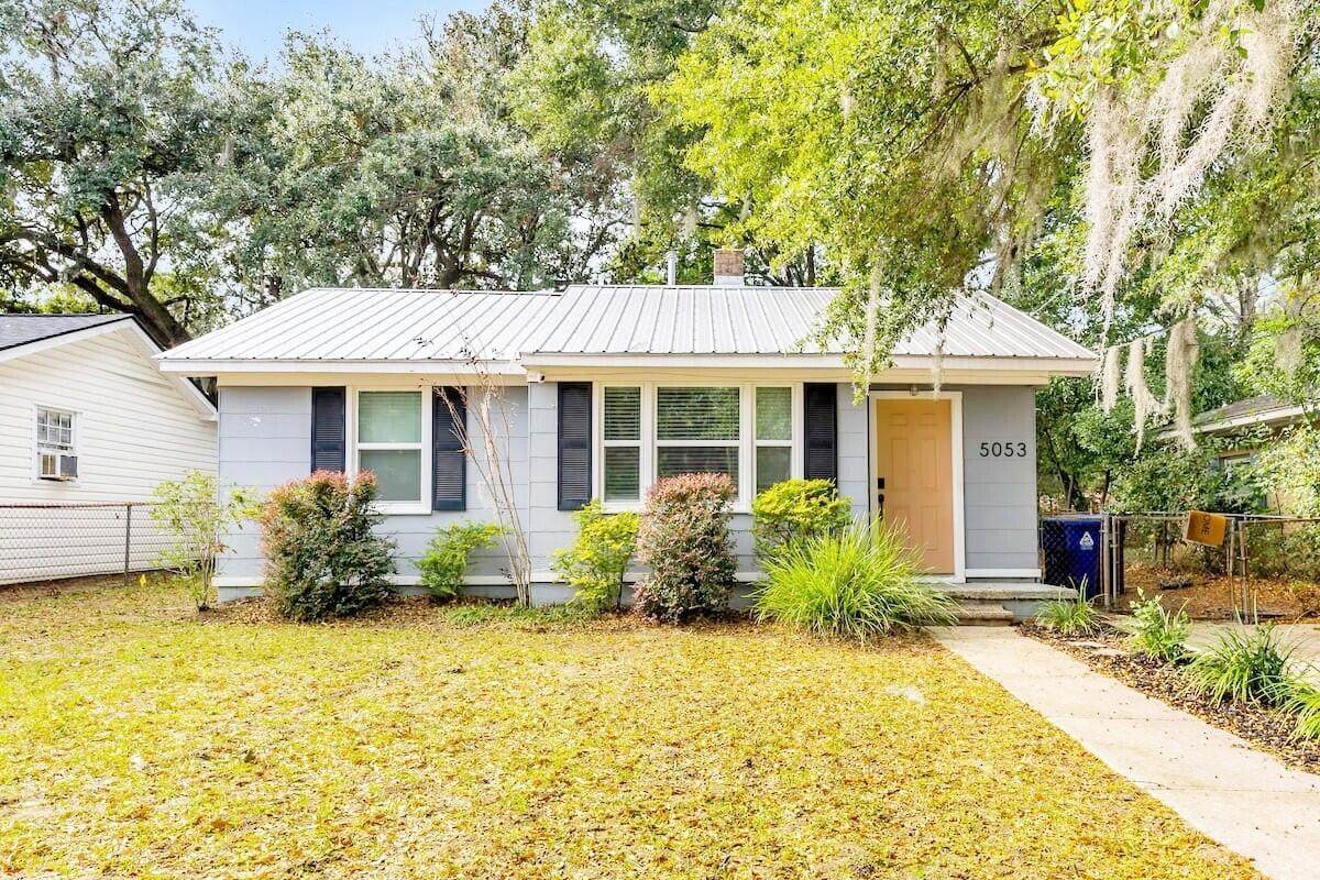 5053 Walker Street - Photo 1