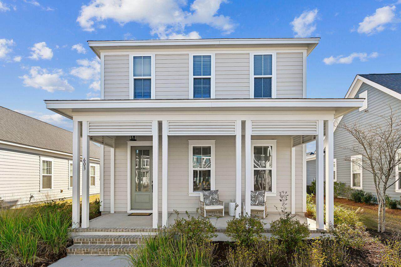 603 Blueway Avenue - Photo 1