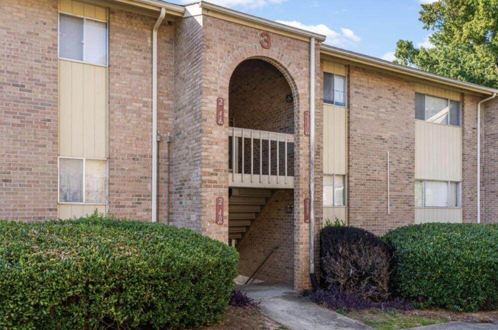 2336 Northview Drive - Photo 1