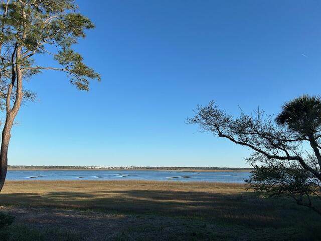 https://bt-photos.global.ssl.fastly.net/charleston/orig_boomver_1_26007188-2.jpg