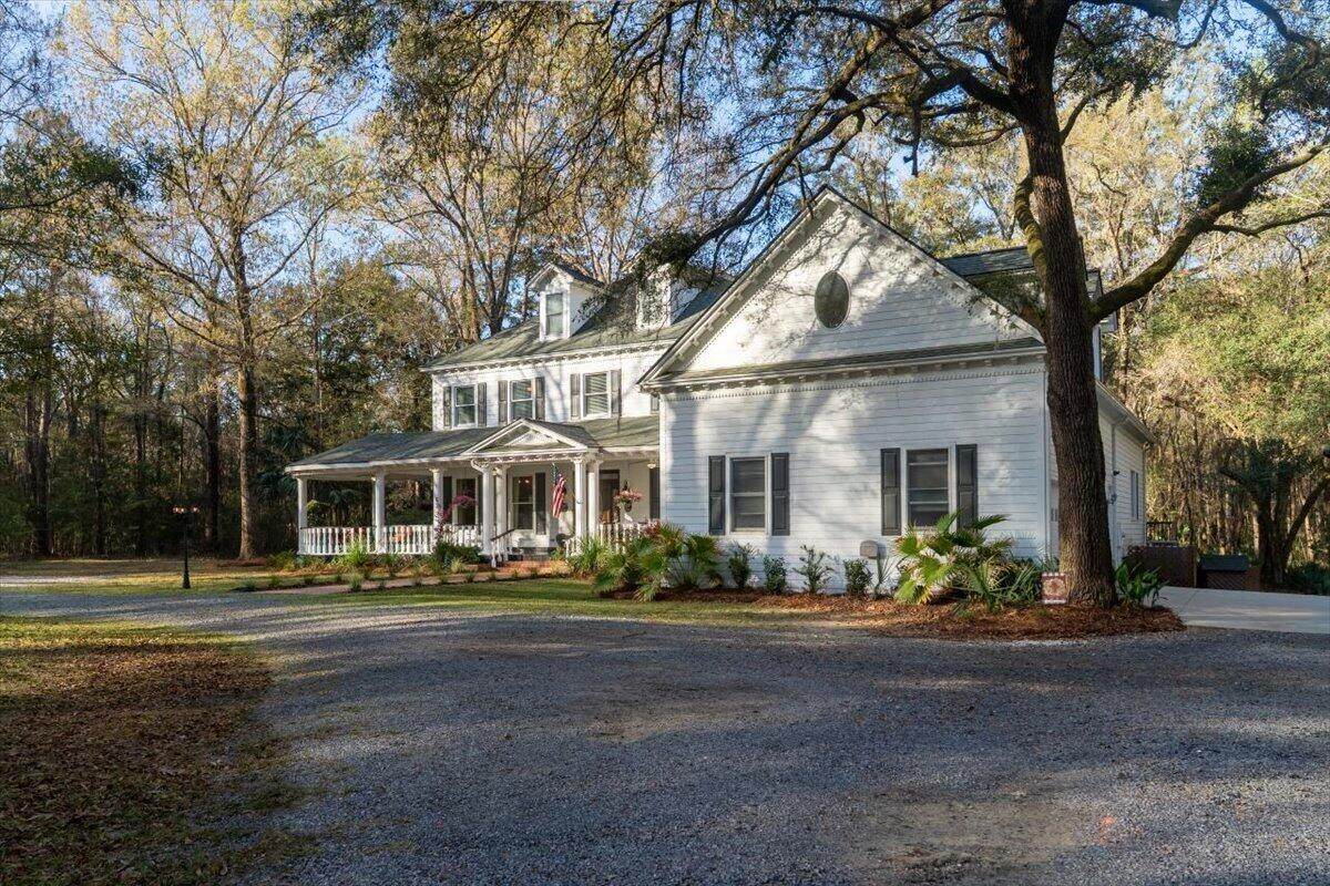 https://bt-photos.global.ssl.fastly.net/charleston/orig_boomver_1_26007366-2.jpg