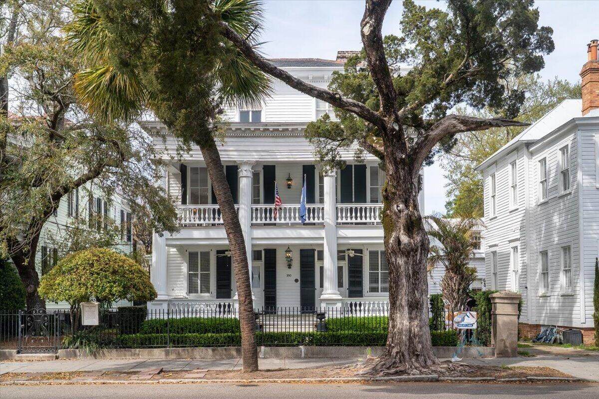 180 Broad Street - Photo 1