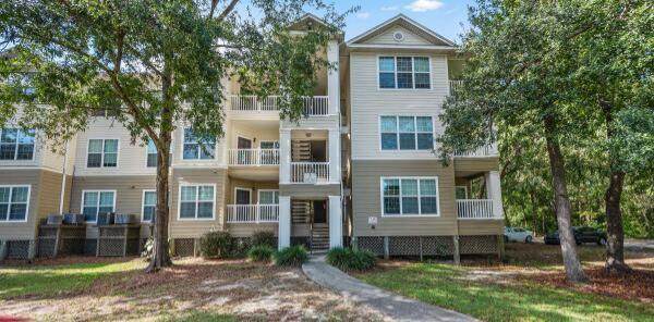700 Daniel Ellis Drive - Photo 1