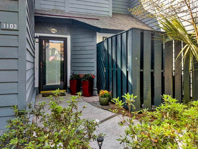 https://bt-photos.global.ssl.fastly.net/charleston/orig_boomver_1_26008816-2.jpg