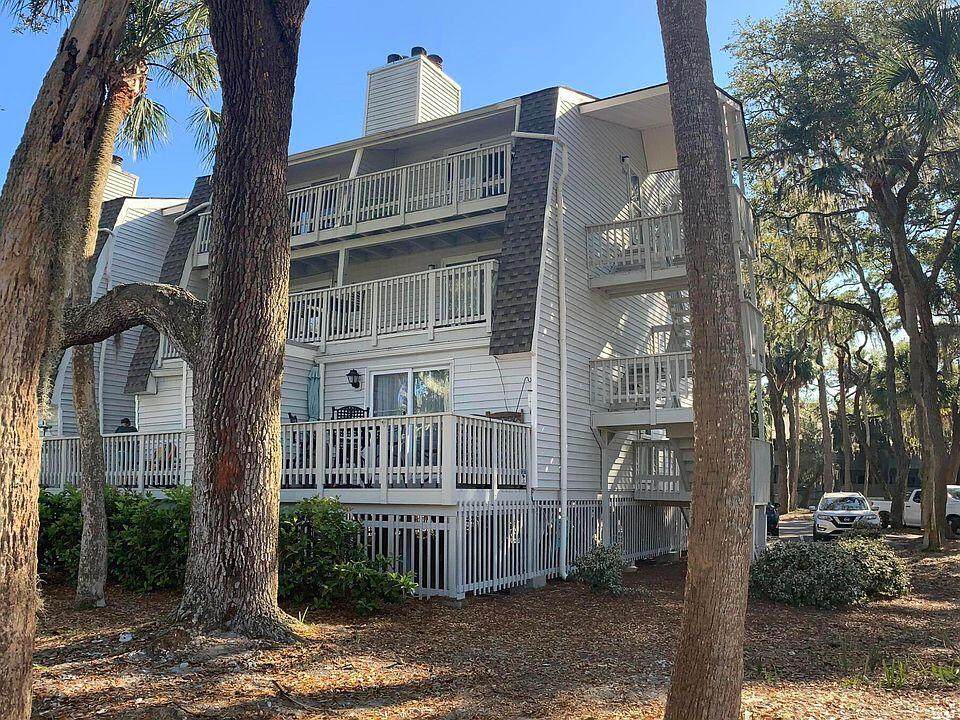 260 Driftwood Lane - Photo 1