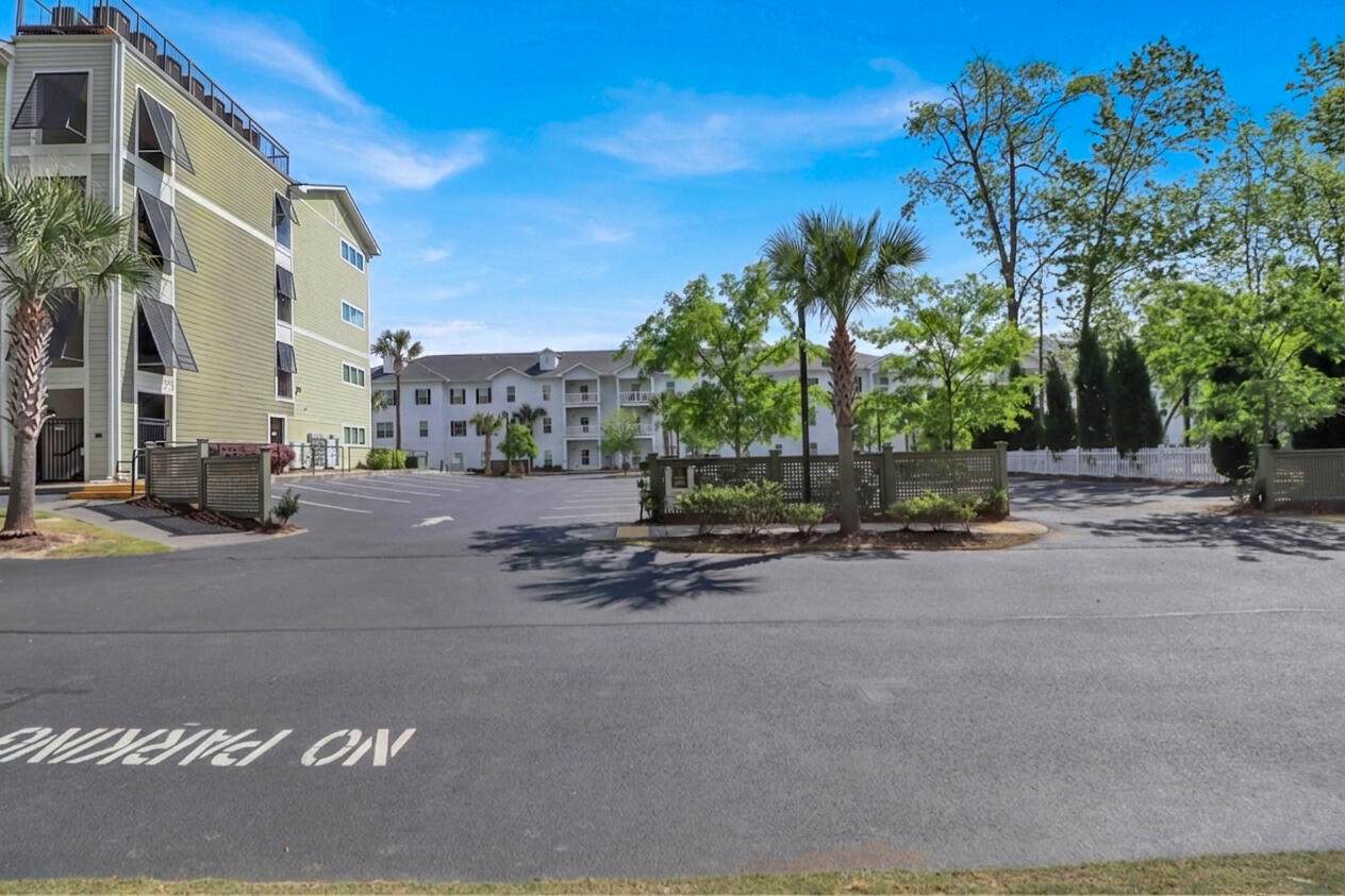 https://bt-photos.global.ssl.fastly.net/charleston/orig_boomver_1_26009618-2.jpg
