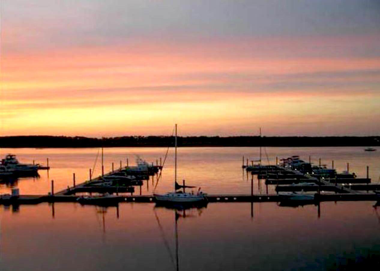 https://bt-photos.global.ssl.fastly.net/charleston/1280_boomver_1_26013519-2.jpg