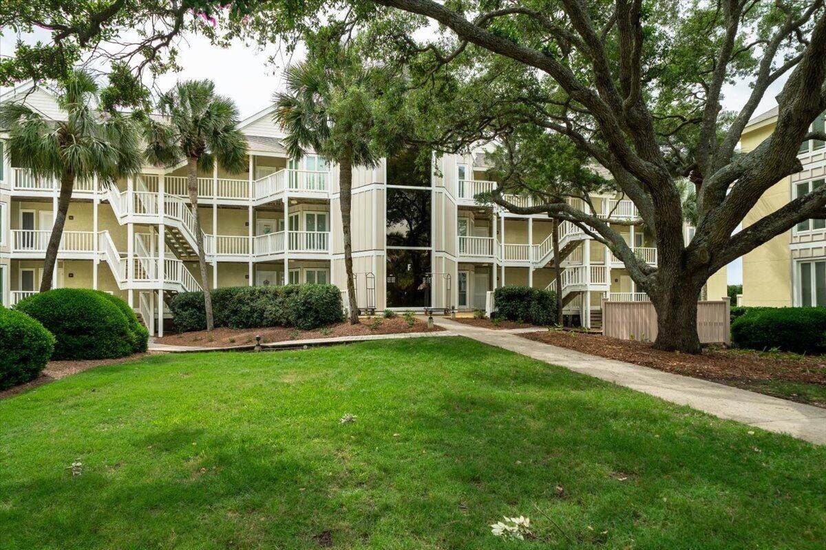 9000 Palmetto Dr - Photo 1