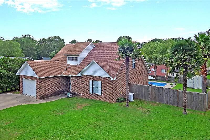 136 Stewart Street - Photo 1