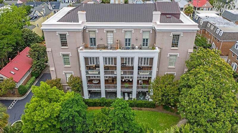 67 Legare Street - Photo 1