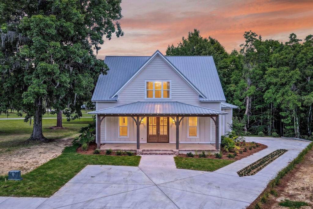 541 Oak Lawn Road - Photo 1