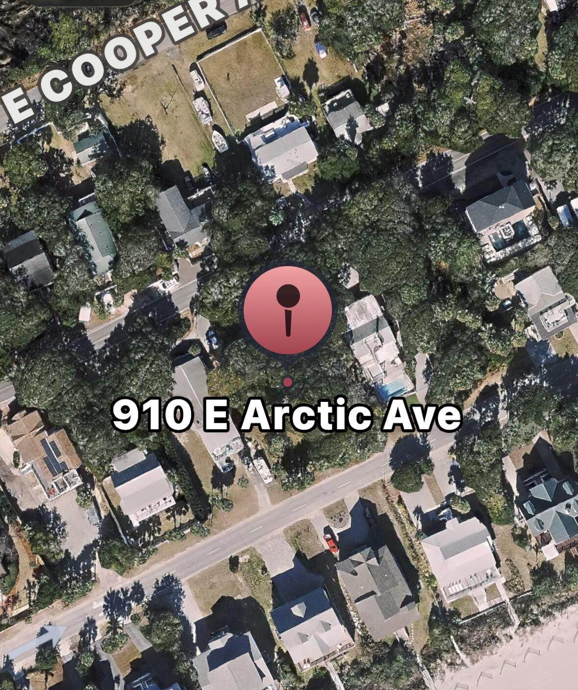 910 Arctic Avenue - Photo 1