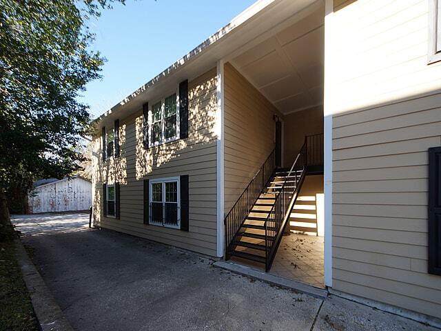 995 King Street - Photo 1