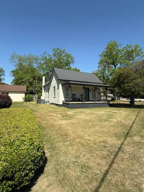 312 Parler Avenue - Photo 1