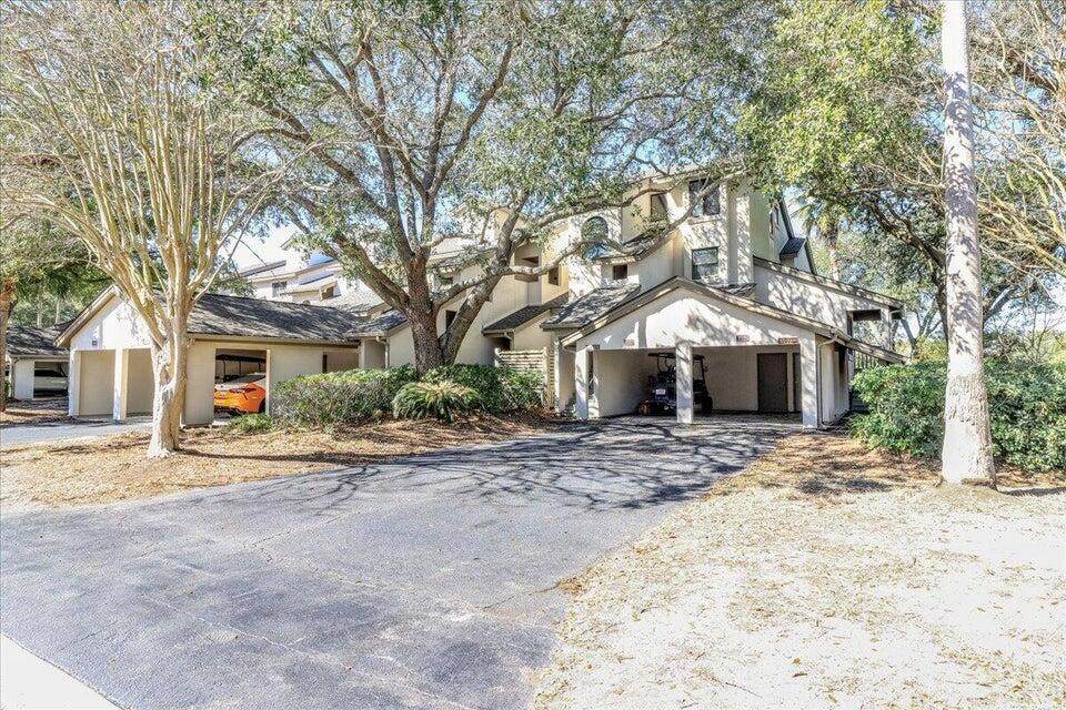 410 Yacht Harbor Court - Photo 1