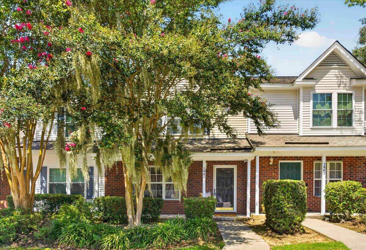7941 Shadow Oak Drive - Photo 1