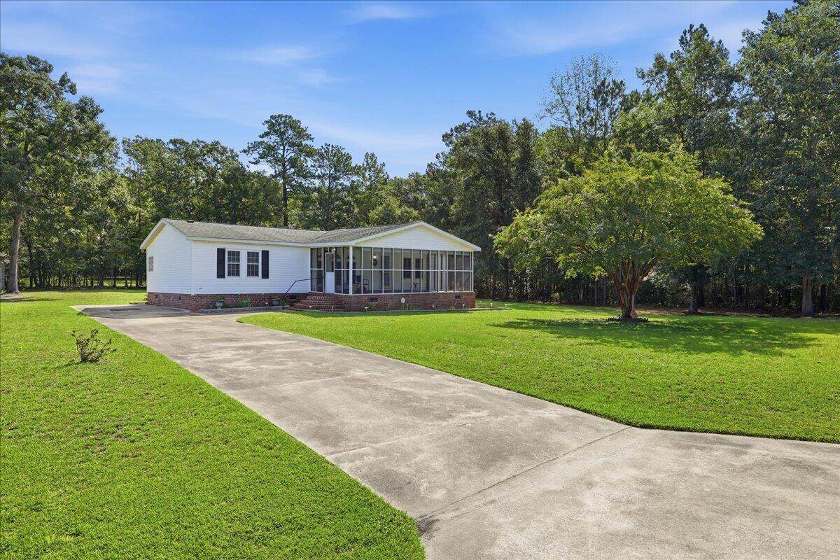 1301 Mill Creek Drive - Photo 1