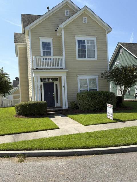 109 Foxglove Avenue - Photo 1