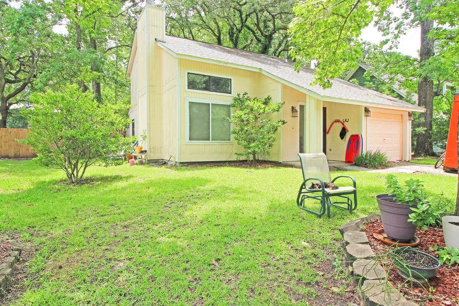 2737 Treetop Court - Photo 1