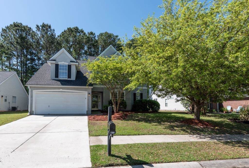 1477 Clarendon Way - Photo 1