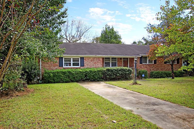 1026 Robin Hood Ave - Photo 1