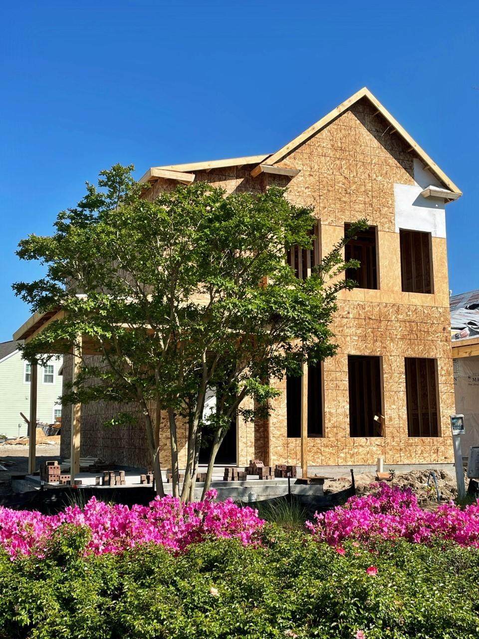 251 Summers Drive - Photo 1