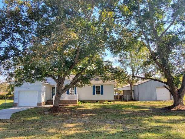 114 Preacher Lane - Photo 1