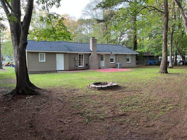 102 Dana Court - Photo 1