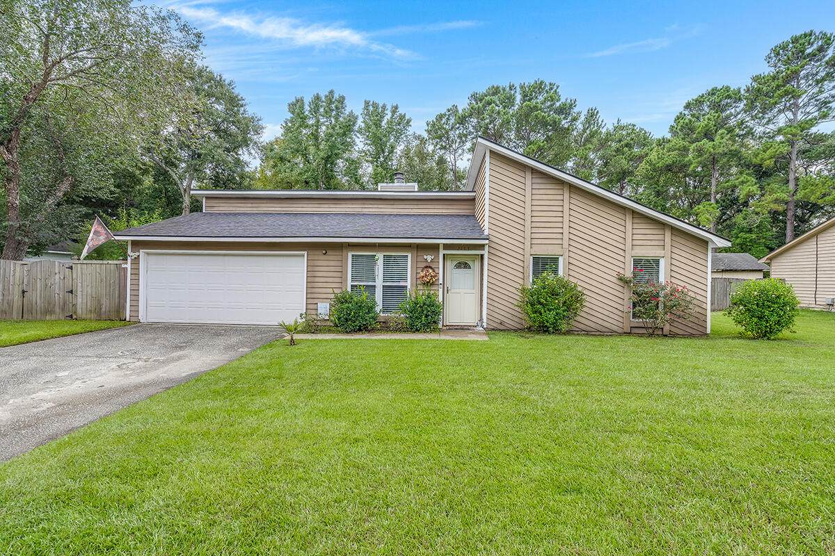 2143 Forest Lakes Blvd - Photo 1