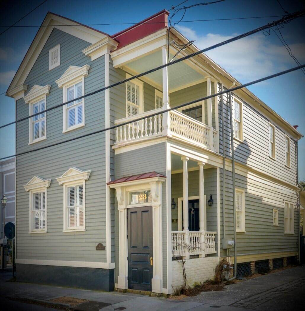 123 Queen Street - Photo 1