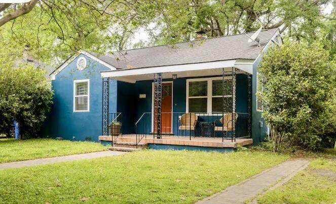 216 Live Oak Avenue - Photo 1