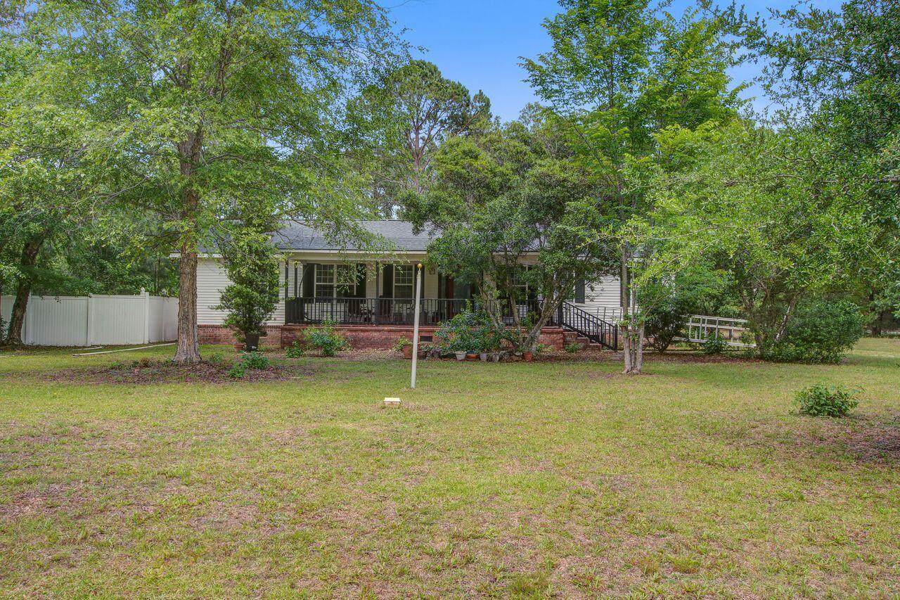 1586 Zion Road - Photo 1
