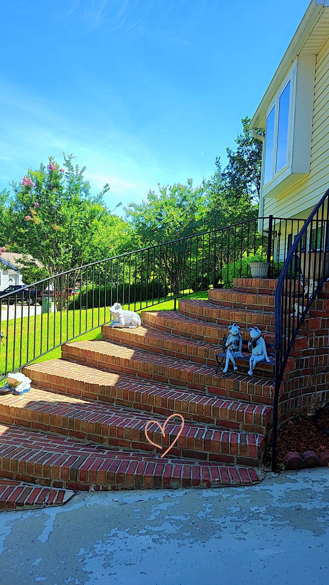 117 Valeworth Drive - Photo 1