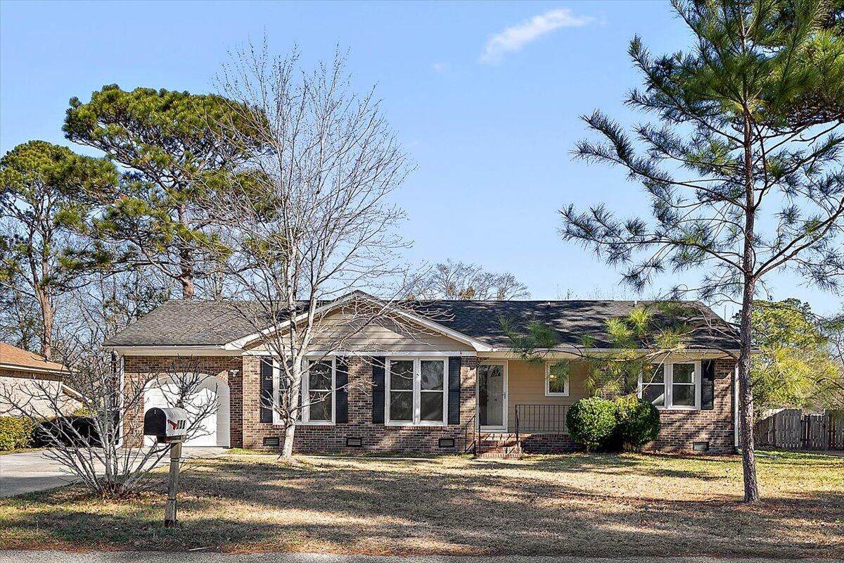 158 Westminster Boulevard - Photo 1