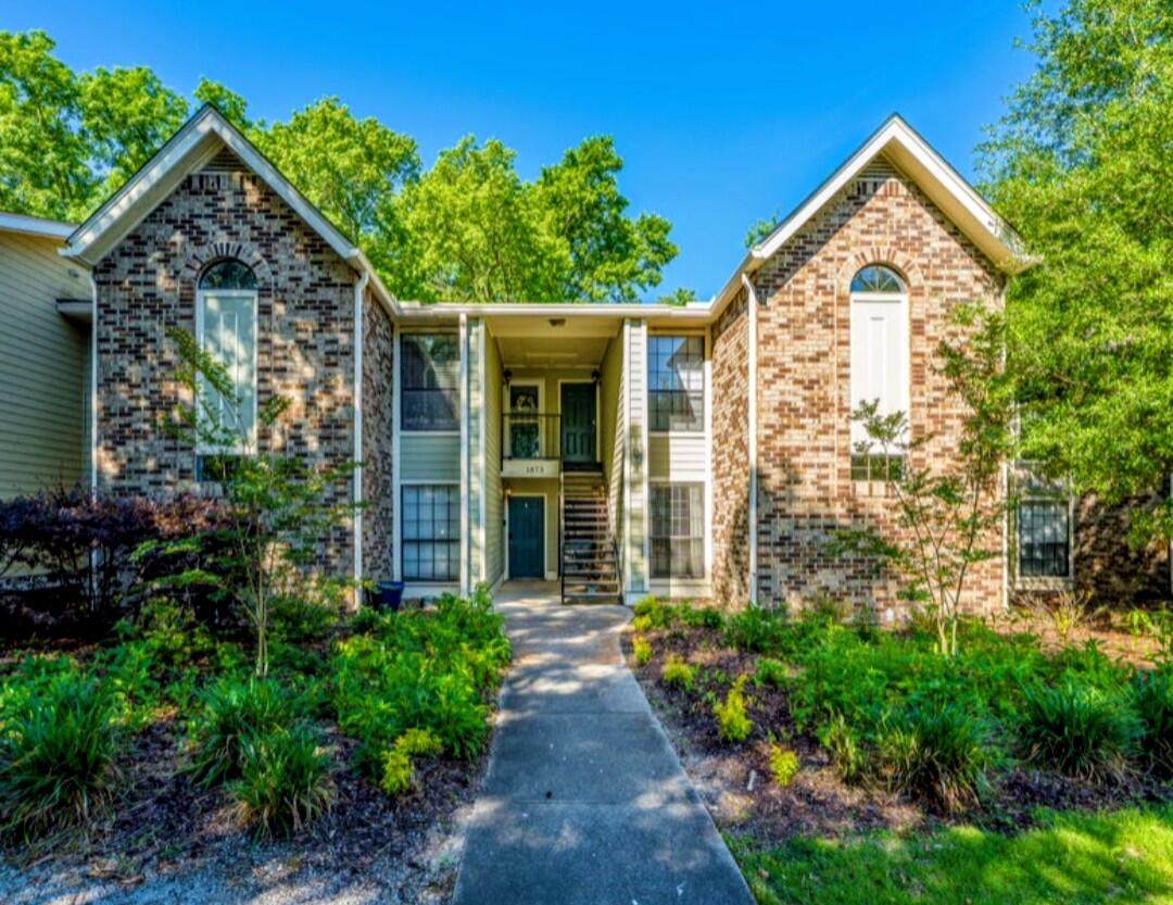 1873 Montclair - Photo 1