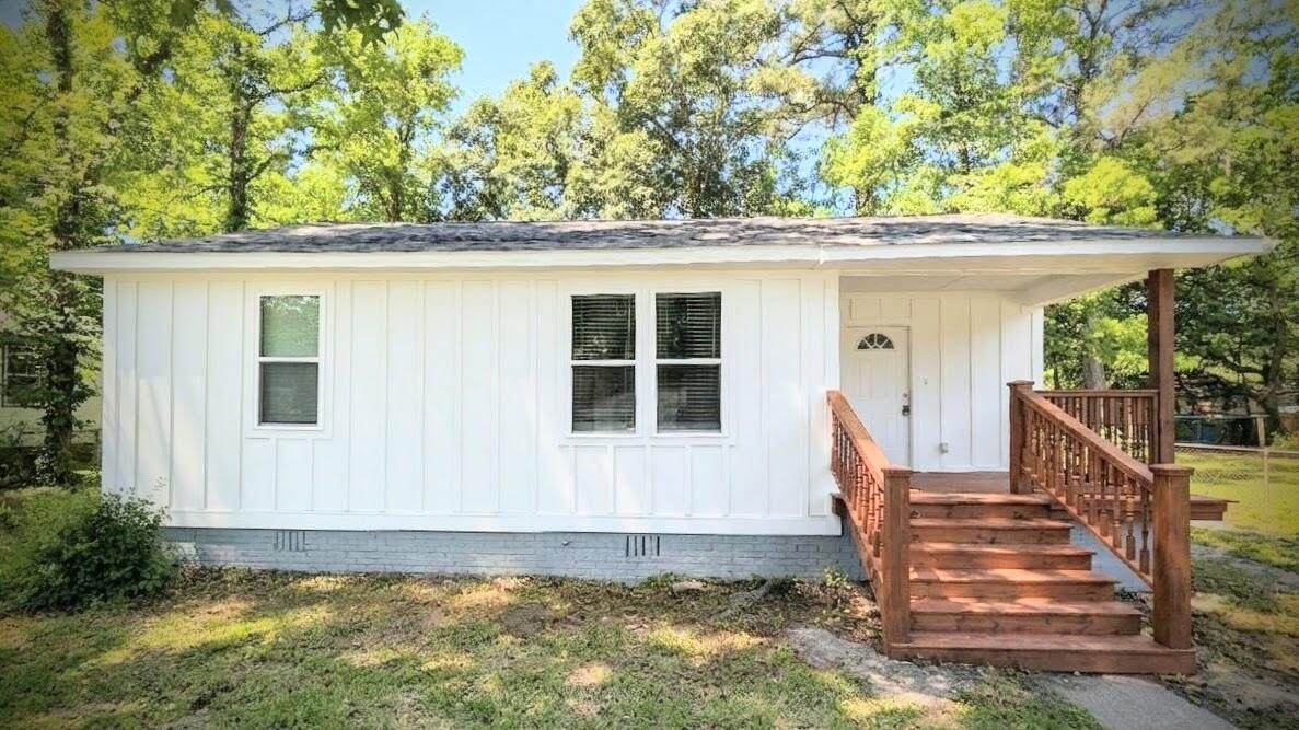 2711 Saratoga Road - Photo 1