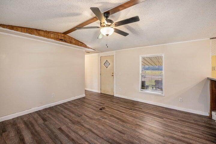 https://bt-photos.global.ssl.fastly.net/charleston/orig_boomver_2_26014115-2.jpg