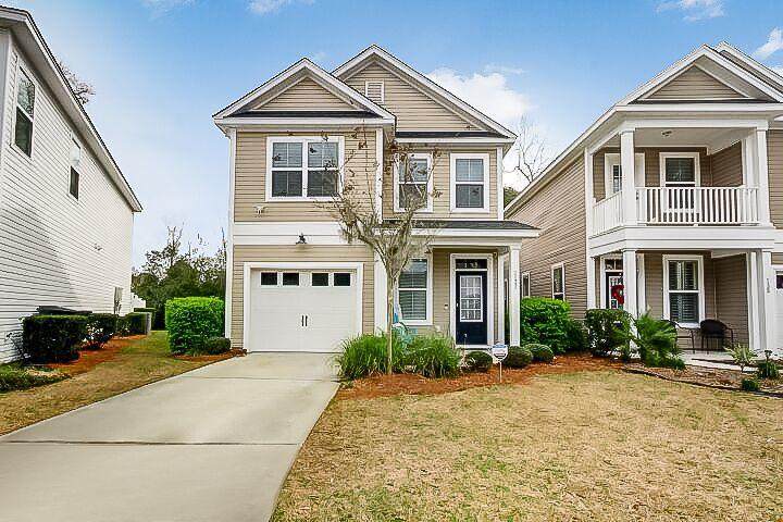137 Larissa Drive - Photo 1