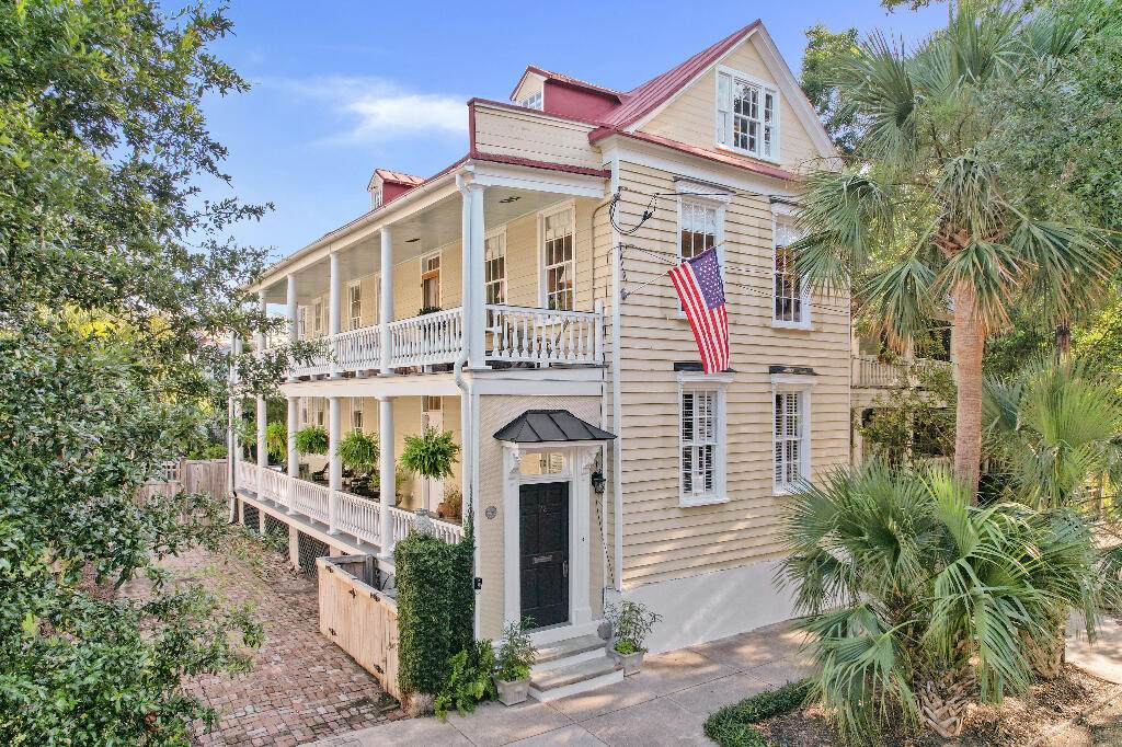 72 Radcliffe Street - Photo 1