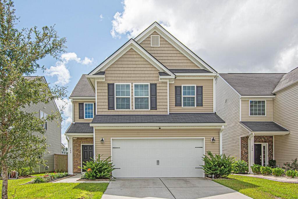 782 Redbud Lane - Photo 1