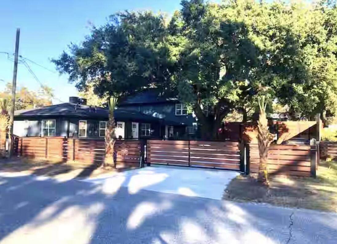 2647 Bonds Avenue - Photo 1