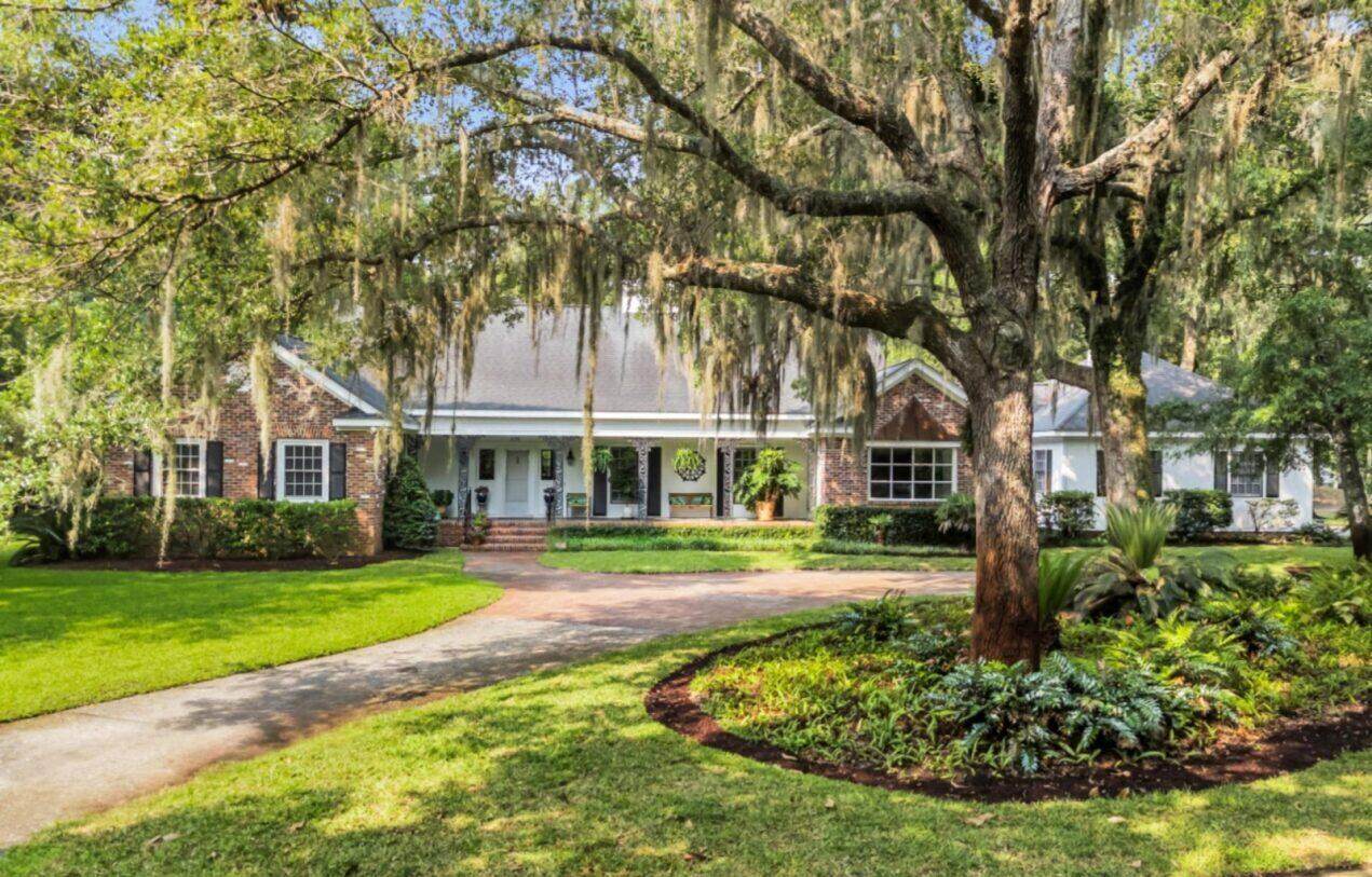 1259 Oatland Lake Drive - Photo 1