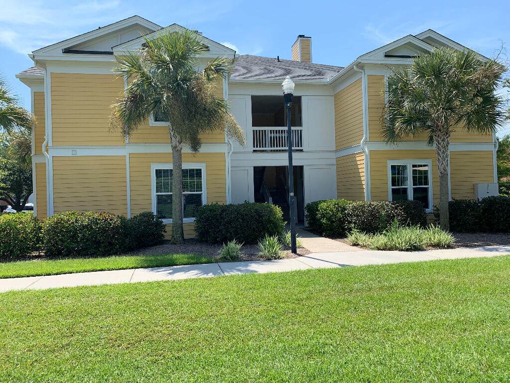 1424 Rosewood Lane - Photo 1