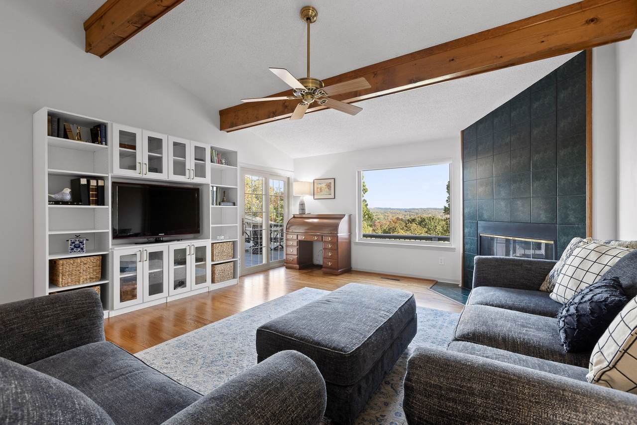 5922 Rainbow Springs Drive - Photo 1