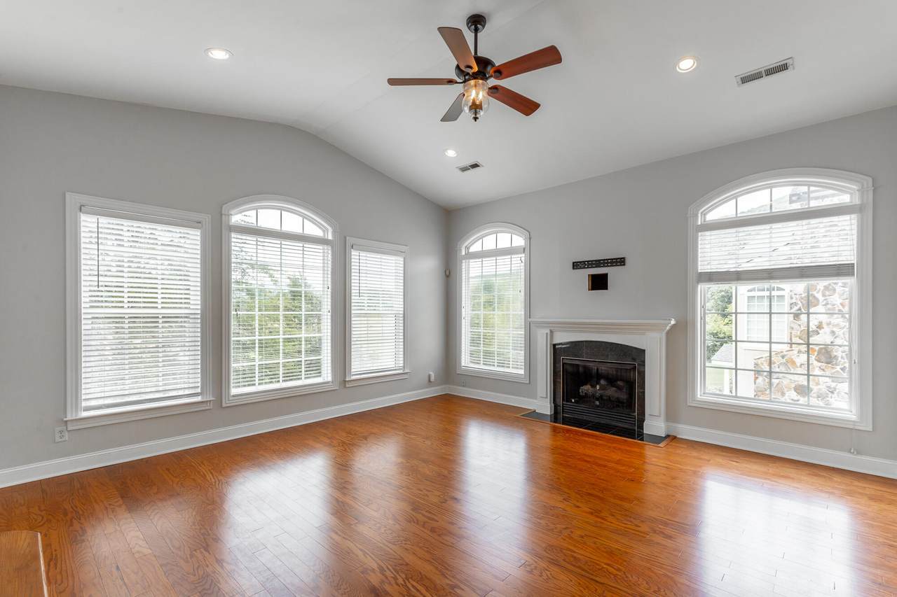 1109 Renaissance Court - Photo 1