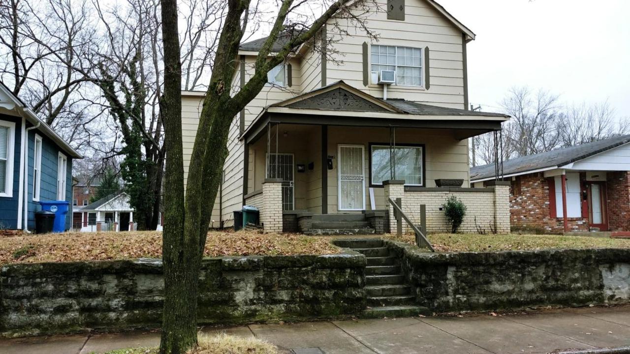 1126 08th St - Photo 1