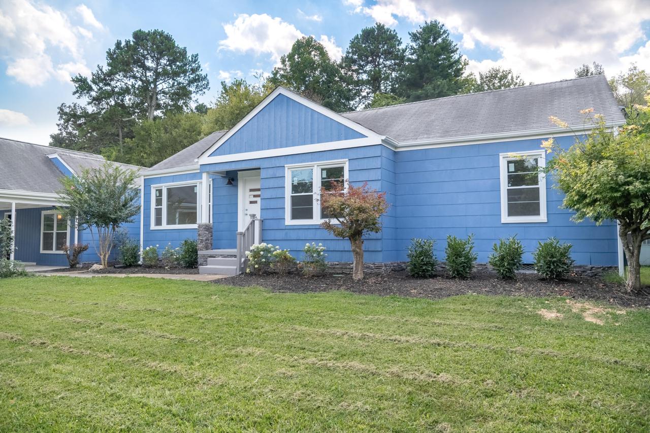 1442 Marijon Dr - Photo 1