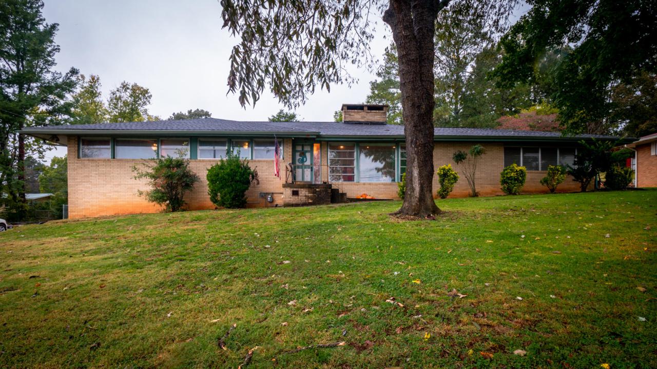 1919 Old Lafayette Rd - Photo 1